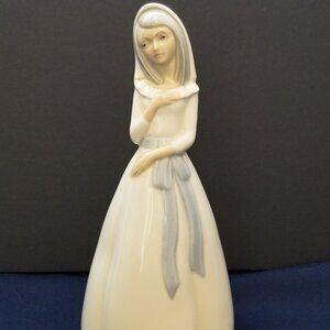 Vintage REX VALENCIA Woman Lady Juanita Figurine Made in Spain Porcelain